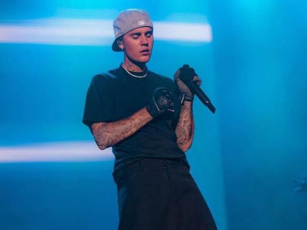 El artista canadiense volverá a actuar ante el público durante la ceremonia que se realizará el 1 de febrero de 2026, una edición donde figura como uno de los principales candidatos con cuatro nominaciones, entre ellas álbum del año y mejor álbum pop vocal por <i>Swag</i>.