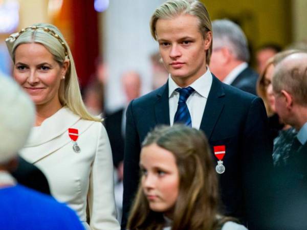 El caso supone un nuevo golpe para la Casa Real noruega, en un contexto de creciente presión mediática sobre la familia real.