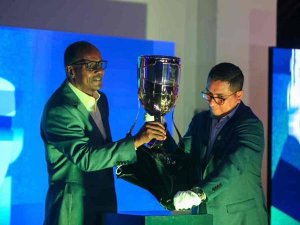 Liga Nacional hizo oficial la nueva copa para el campeón del Apertura 2025.