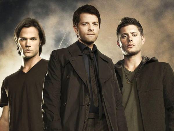 Los fans de Sobrenatural se despidieron de los hermanos Winchester en 2020, tras un largo recorrido de nada más y nada menos que 15 temporadas y 327 episodios.