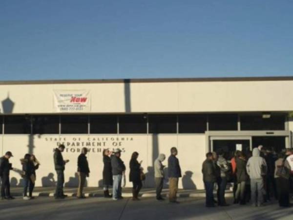 Antes de tomar el poder, Trump advirtió que iría tras las alcaldías y estados que no cumplan con sus políticas gubernamentales en materia migratoria.