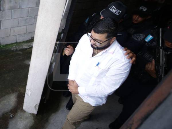 Exjuez Marcos Vallecido durante su traslado al juicio oral y público.