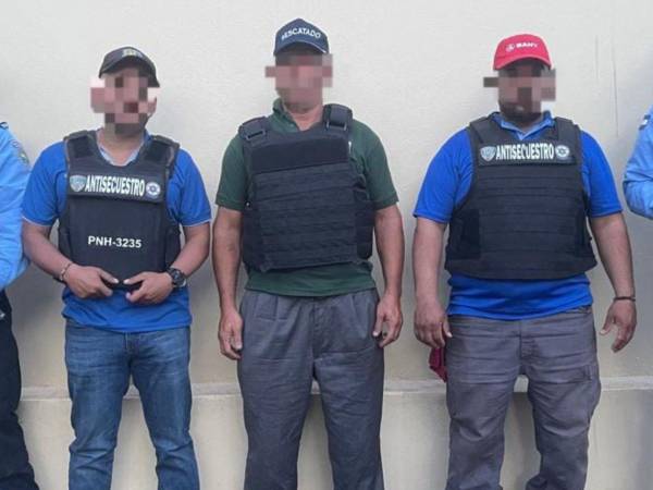 La Unidad Nacional Antisecuestros (UNA) logró rescatar este jueves a un ingeniero civil y dos de sus colaboradores que se encontraban secuestrados en una zona rural de la aldea El Guaybo, municipio de La Villa de San Francisco en Francisco Morazán.