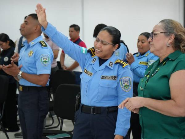Según se destacó, este tipo de espacios buscan promover la unión, el respeto y la vocación de servicio dentro de la institución.