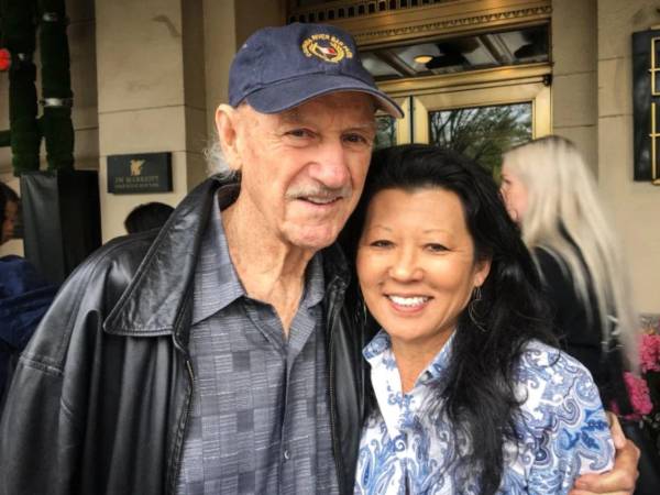 Gene Hackman había nombrado a su esposa Betsy Arakawa como la única beneficiaria de su patrimonio en 1995, dejando fuera a sus tres hijos: Christopher, Leslie y Elizabeth.