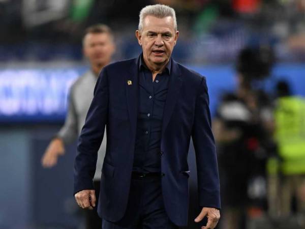 Javier 'Vasco' Aguirre se responsabilizó del juego de México ante República Dominicana en su debut en la Copa Oro 2025.