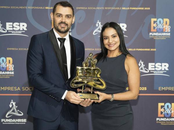 Tigo Honduras fue reconocida por décimo sexto año consecutivo con el Sello de Empresa Socialmente Responsable (ESR), otorgado por Fundahrse, destacando su liderazgo en inclusión digital, educación y sostenibilidad.