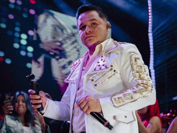 Rafael González es vocalista de Los Recoditos.