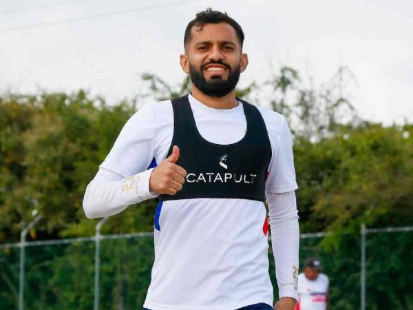 Jorge Álvarez es una de las piezas claves en el esquema del Olimpia.