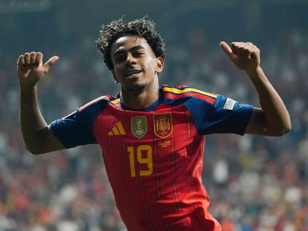 Lamine Yamal apareció con un espectacular golazo para encaminar el triunfo de la Roja.