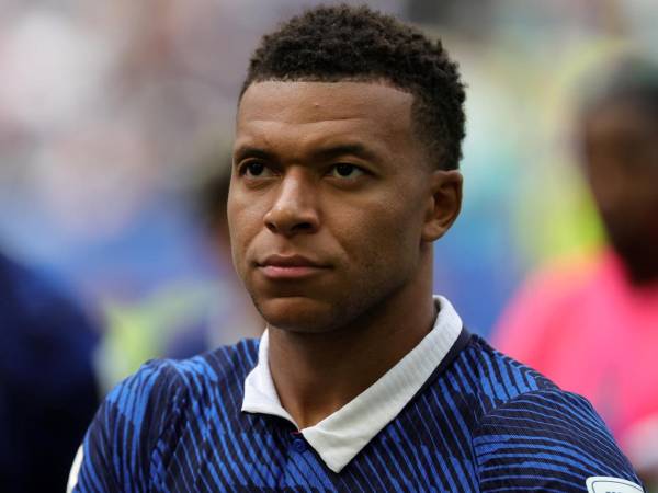 Kylian Mbappé admitió que cambiaría todos sus récords personales por haber disputado una nueva final con la selección francesa.