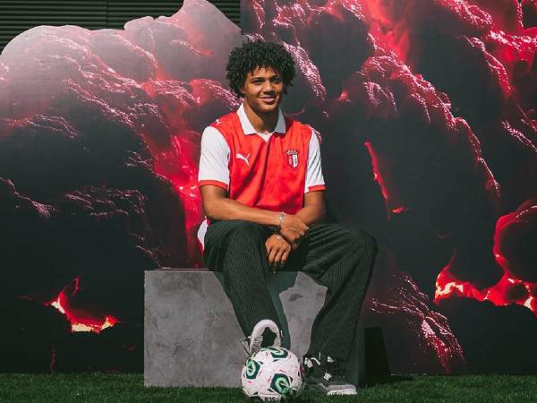 Luis Suazo<b>,</b> hijo de la leyenda catracha David Suazo.