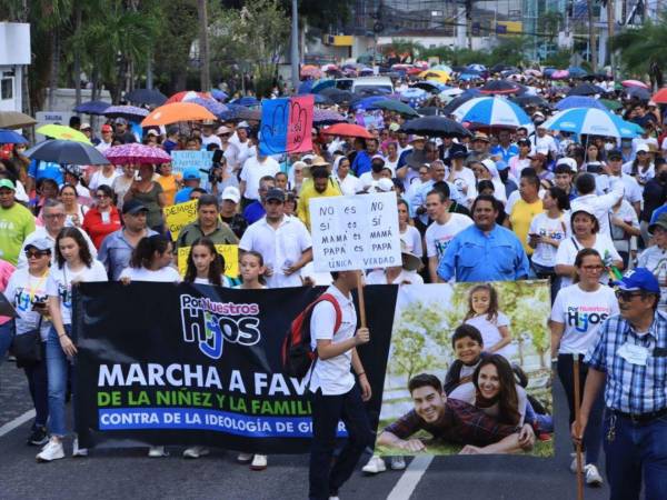 El movimiento Por Nuestros Hijos también ha estado en contra de la ideología de género en las escuelas.