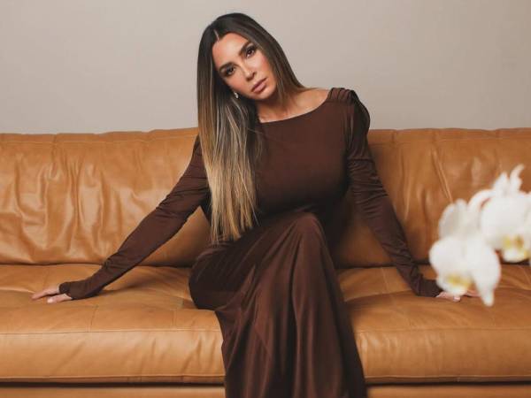 “Seguro ya escucharon por ahí, pero quería ser yo quien les contara lo que me tiene súper feliz, escribió la actríz en su cuenta de Instagram.