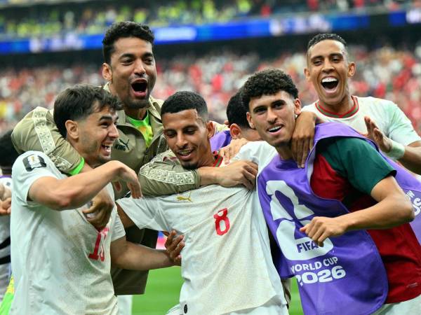 Los jugadores de Marruecos festejan la clasificación a los cuartos de final del Mundial 2026.