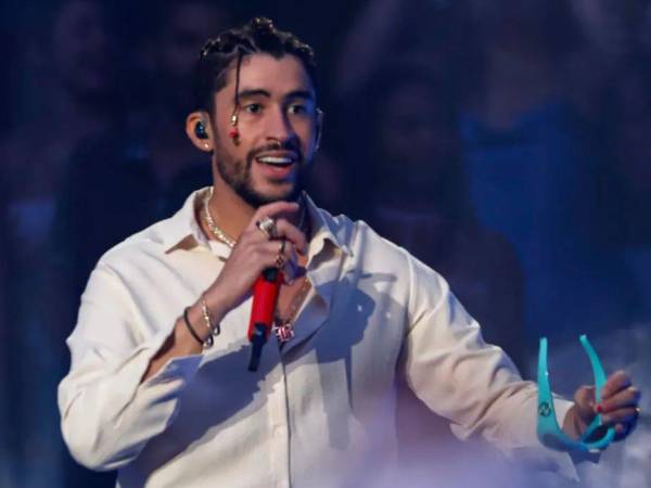 El DeBÍ TiRAR MáS FOToS World Tour llevará a Bad Bunny, a partir del 21 de noviembre, entre otros países a la República Dominicana, Costa Rica, México, Colombia y Perú.