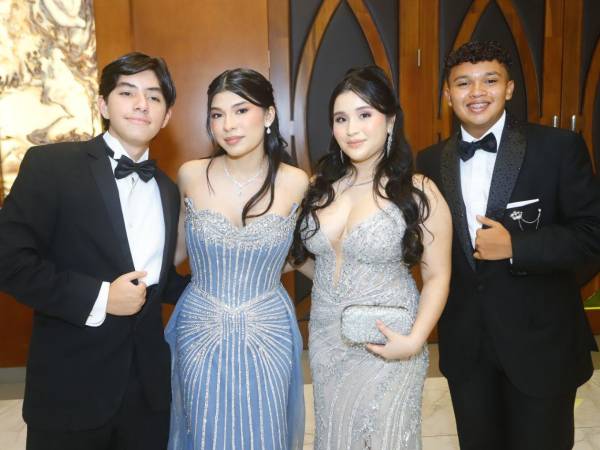 Carlos Camacho, Ivanna Servellón, María Fernanda Benítez y Josué Cano