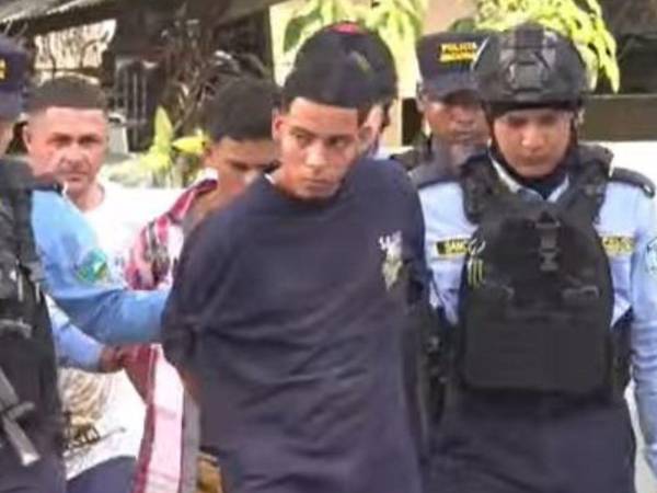 Los detenidos enfrentarán varios cargos, adelantaron autoridades policiales.