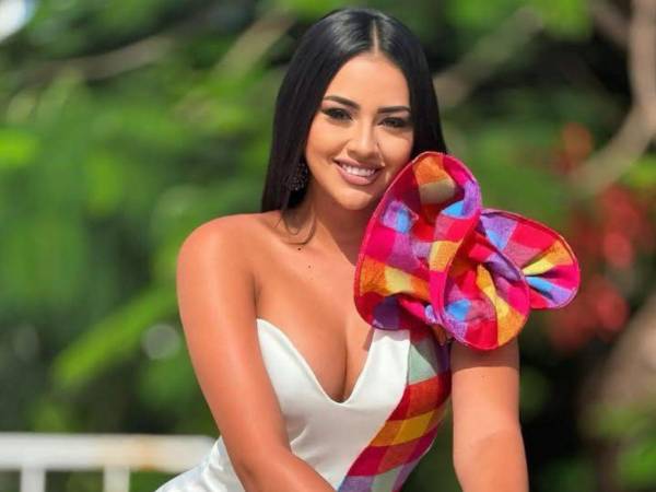 La popular presentadora de televisión, Kennia Mondragón, se encuentra en el centro de la controversia luego de que una emprendedora local denunciara públicamente que no cumplió con el acuerdo de canje pactado. Según la vendedora, Kennia recibió varias prendas deportivas a cambio de realizar publicaciones promocionales en sus redes sociales, compromiso que no se concretó.