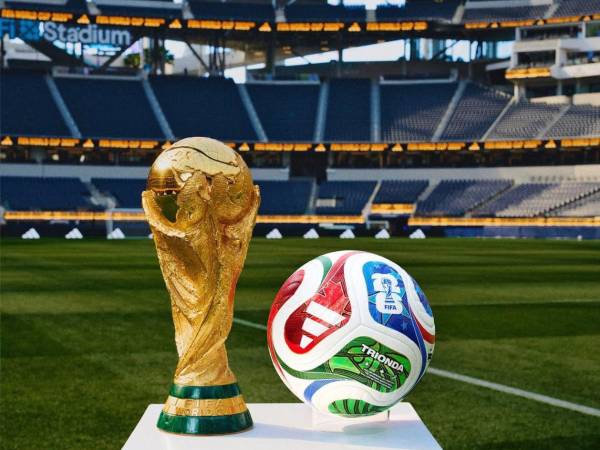 La Copa del Mundo se realiza en Estados Unidos, Canadá y México.