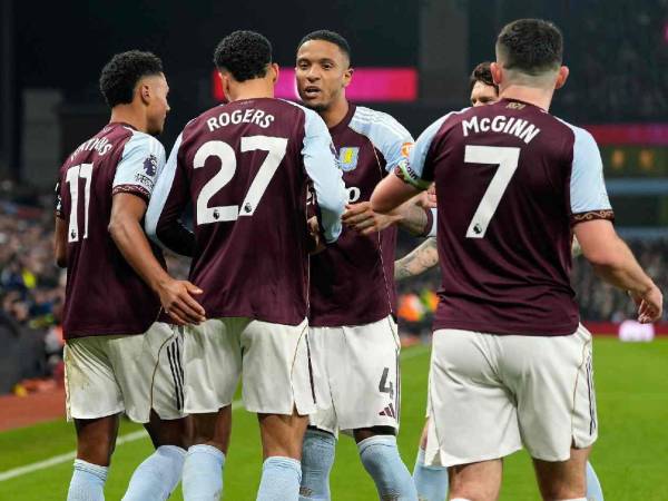 Equipo ha sorprendido y se coloca en el podio de la tabla de posiciones de la Premier League.