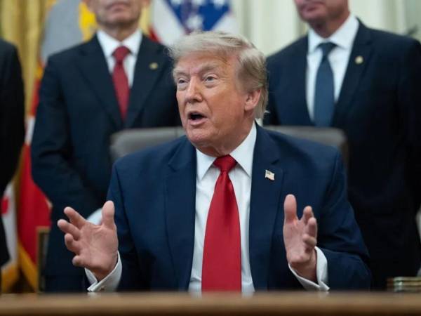El presidente Trump reconoce que EE. UU. busca reforzar su arsenal militar.