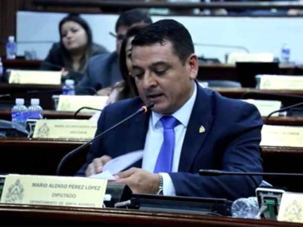 Mario Orlando Reyes Mejia es el suplente de Mario Pérez en el Congreso Nacional y en las elecciones generales buscará un puesto como diputado propietario.