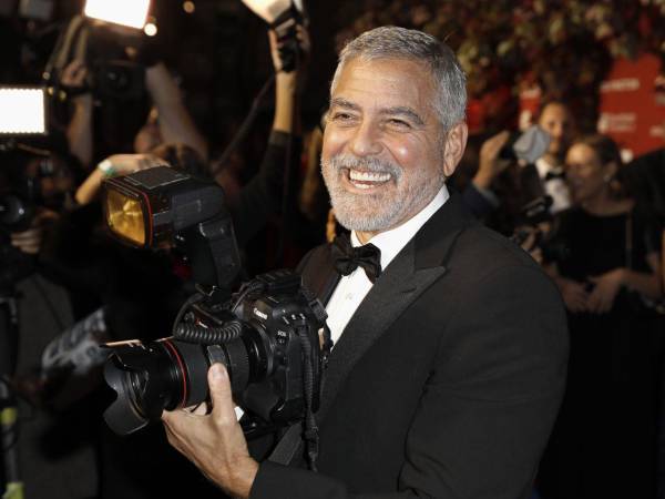 El actor George Clooney, de 64 años de edad.