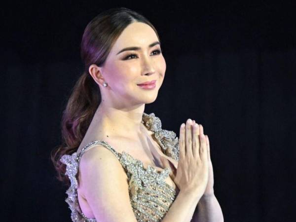 Un nuevo escándalo vuelve a sacudir el universo de los concursos de belleza. Esta vez, la polémica no tiene que ver con la coronación de Fátima Bosch, Miss México, sino con la situación judicial de Anne Jakrajutatip, copropietaria de Miss Universo.