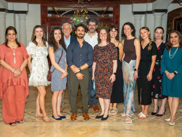 Representantes de Ficohsa y la brigada médica internacional Duke Heart for Honduras, liderados por el Dr. Joseph Turek y el Dr. Michael Freemark.