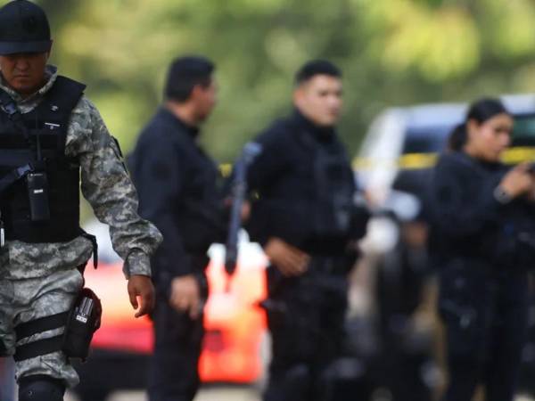 Ilustración de un enfrentamiento armado en México.