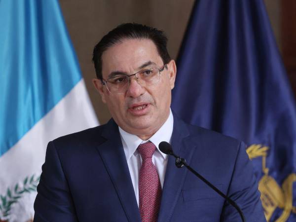 El Gobierno de Guatemala prorrogó este jueves por otros 15 días el estado de prevención para combatir el crimen organizado, aunque la medida se limitará ahora a seis de los 22 departamentos (provincias) del país centroamericano.
