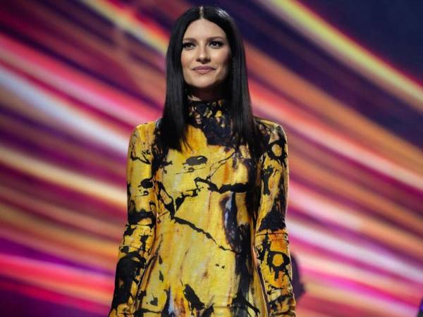 Este mismo viernes estará disponible Yo canto 2 en italiano, español, portugués y francés el primero de los temas de esa segunda parte, 'Mi historia entre tus dedos', original de Gianluca Grignani y popularizada en 1994.