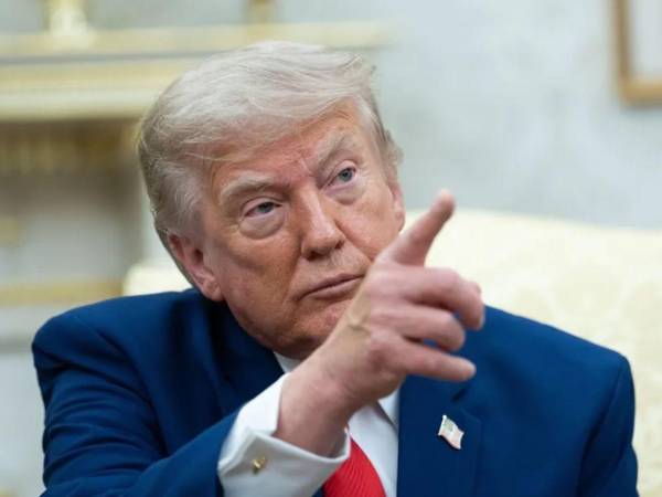El Gobierno de Donald Trump investiga a varias cadenas de televisión estadounidenses en medio de las tensiones por los vetos de la Casa Blanca a medios.