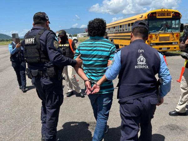 Fue capturado por agentes hondureños cuando arribó a territorio nacional.
