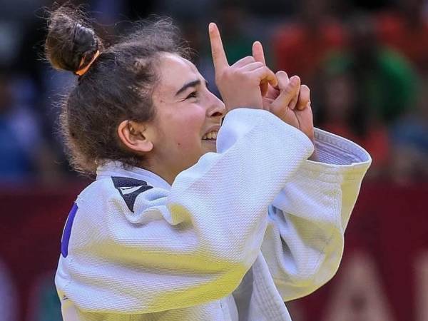 Insólito caso. Toman una dura decisión con deportista tras conocerse que no es una persona no vidente. ¿Cómo se enteraron?
