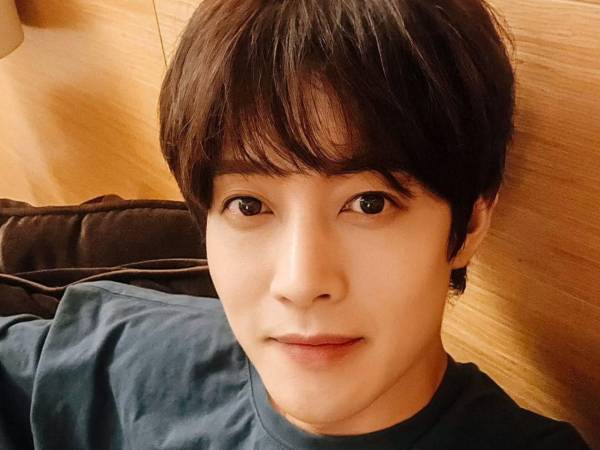 El actor y cantante surcoreano Kim Hyun Joong habló por primera vez con mayor detalle sobre la batalla legal que marcó su carrera durante una entrevista publicada el 27 de febrero en el canal de YouTube B-Grade Studio.