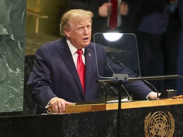 El presidente de Estados Unidos, Donald Trump, busca contener precios del diésel con una prohibición temporal de exportaciones.