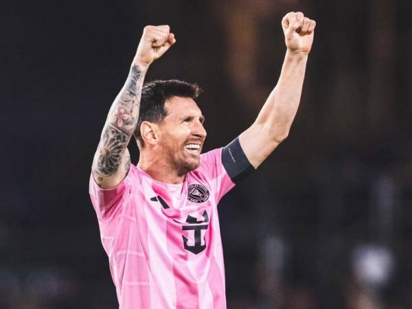 Messi anota golazo, roza los 900 y recorta distancia con Cristiano Ronaldo