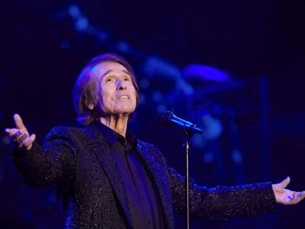 El ídolo español Raphael será el protagonista de la gala a Persona del Año, que se celebrará este miércoles en el marco de los Latin Grammy, donde será homenajeado por destacadas figuras de la industria musical.