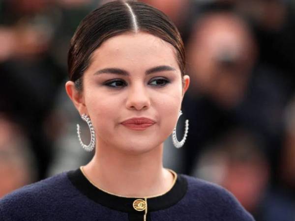 La participación de Selena Gómez es relevante en la demanda, pues los inversores sostienen que confiaron en la imagen pública de la cantante.