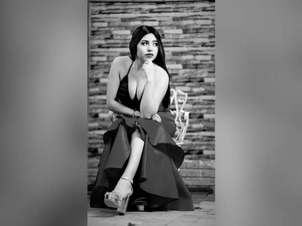 Un trágico caso de violencia de género ha conmocionado al municipio de Huajuapan de León, en Oaxaca, México, luego de que se confirmara el feminicidio de Hana Ali Rosales Sierra, una joven de 19 años y ex reina de belleza, presuntamente a manos de su pareja sentimental, identificado como Joshua D.H.T.