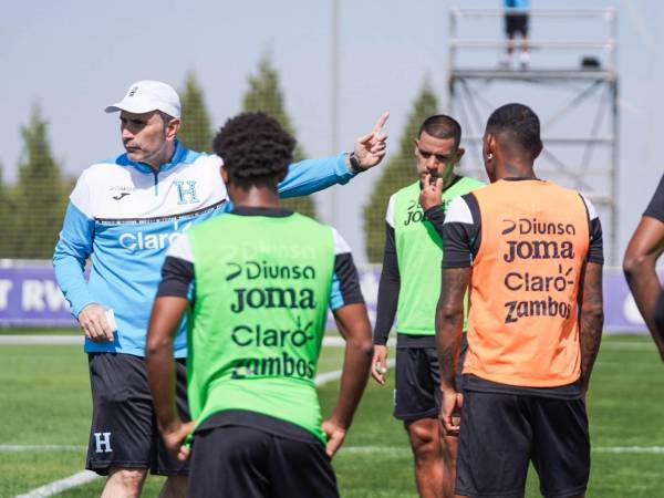 El debut de José Francisco Molina con la H dejó buenas sensaciones ya que se vio un equipo con buen volumen de fútbol.