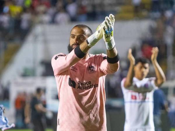 Una noticia que sorprende al fútbol hondureño ha comenzado a tomar fuerza en las últimas horas y tiene como protagonista a Edrick Menjívar.