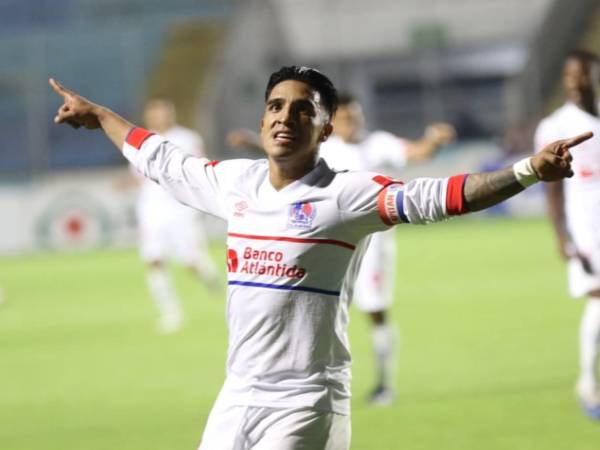 Olimpia doblegó a un timorato Marathón y manda en el Grupo A de las triangulares