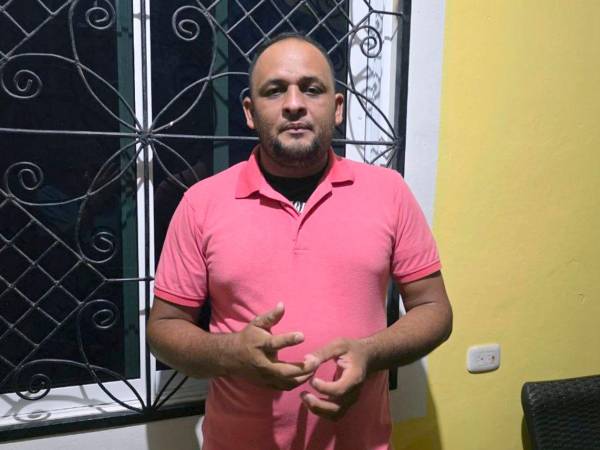 Nelson Portillo, padre Nelson Davián Portillo de 14 años, uno de los tres hondureños fallecidos hallados en el vagón de un tren en Laredo, Estados Unidos.