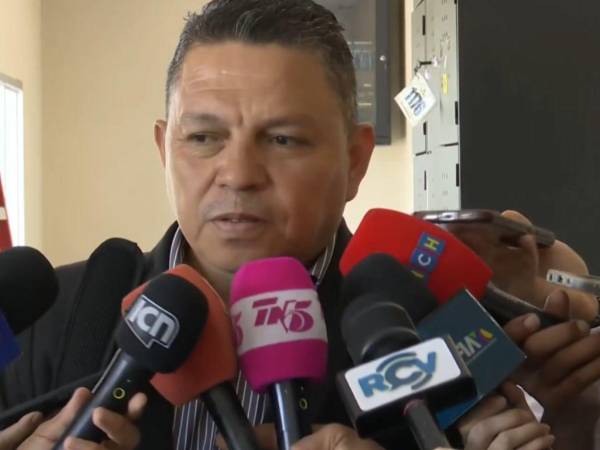 El fiscal Luis Javier Santos dijo que el “informe del TSC no basta para acusar ante tribunales”.