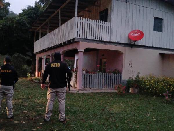 Los detenidos serán presentados ante el Juzgado de Letras con Competencia Nacional en Materia de Criminalidad Organizada, Medio Ambiente y Corrupción, para que enfrenten el proceso judicial conforme a ley, según la información oficial.