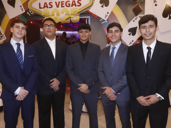 Denzel Downs, Michael Santos, Eduardo Deras, Derick Morales y Manuel Anariba