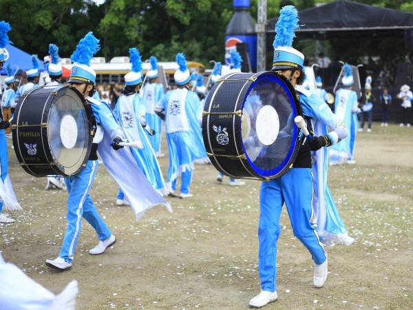 El Instituto José Trinidad Reyes celebró sus 100 años de historia con la Copa Centenario JTR 2026, una competencia que reunió a bandas de guerra y marciales de Honduras y agrupaciones internacionales. Música, coreografías, disciplina y talento marcaron la jornada.